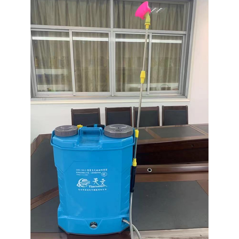 天文 电动喷雾器20L