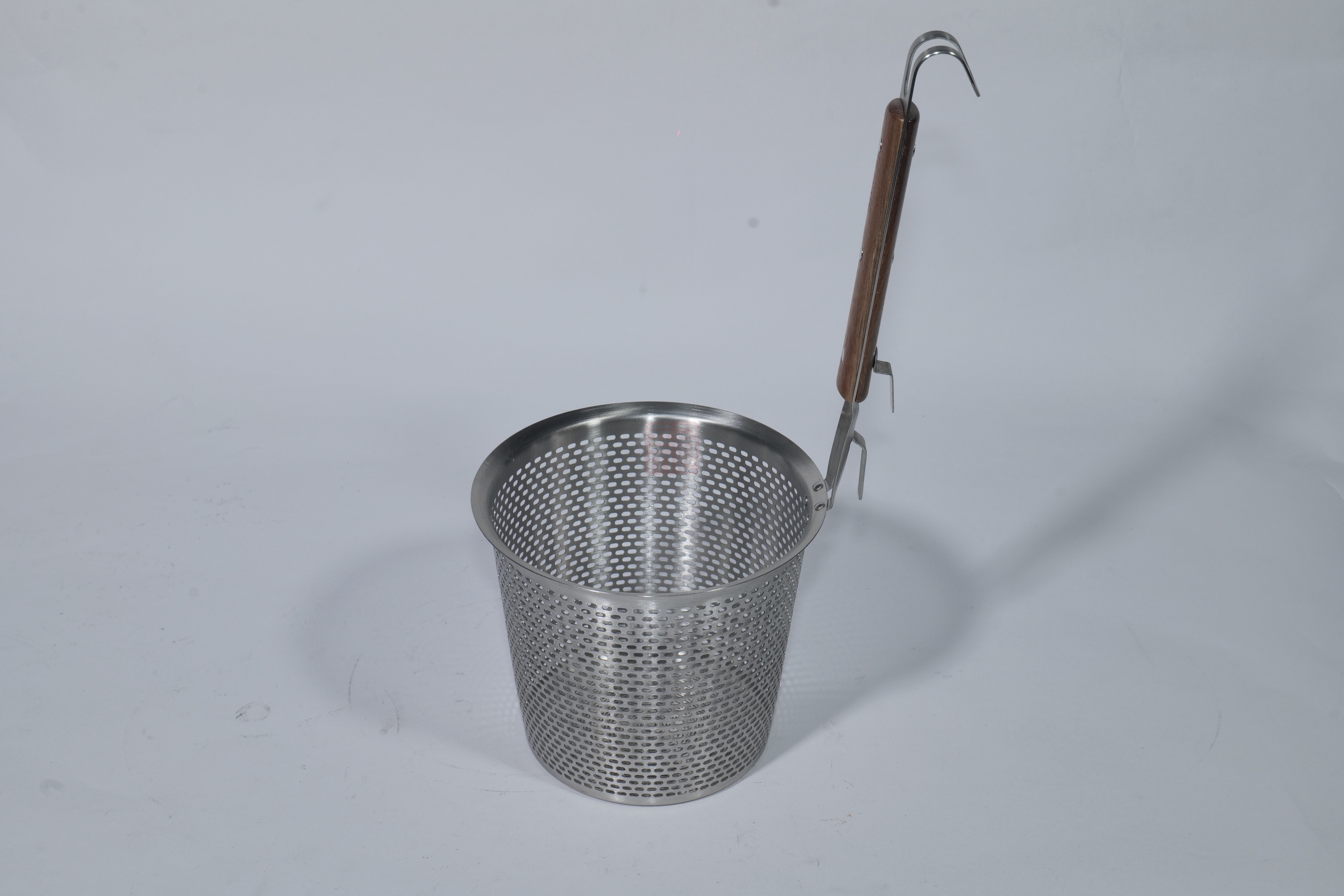 铭兴达 5016 聚宝捞面勺木柄直米线漏-16cm