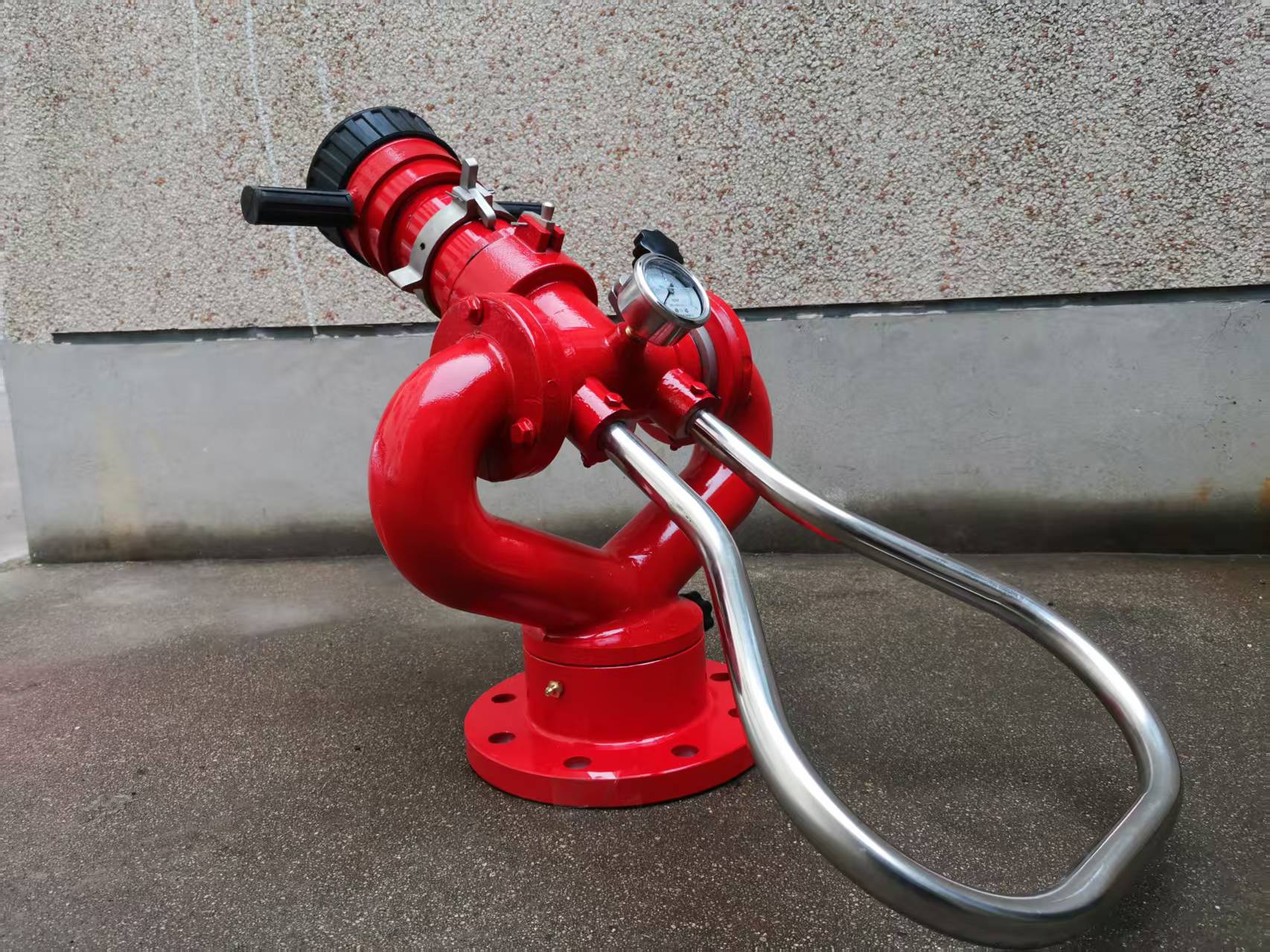 山安 PS10/50W-D 消防水炮-红色