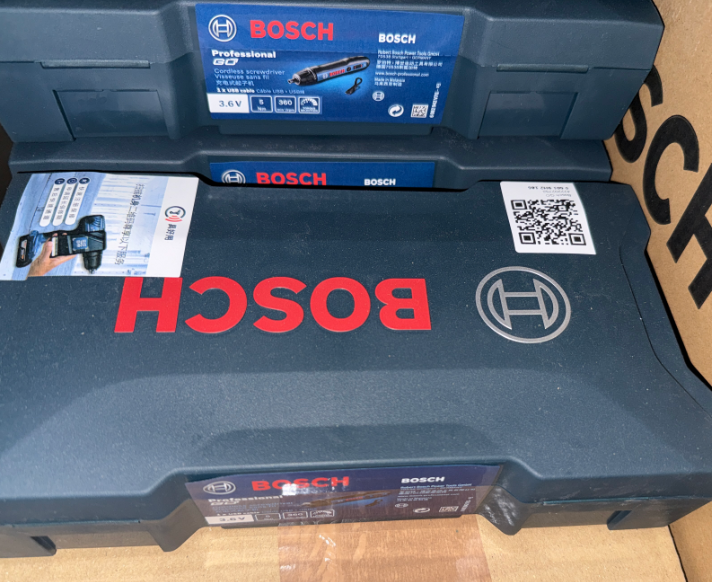 博世 GO2 电动螺丝刀+2607017443 46件批头套筒套装-12V