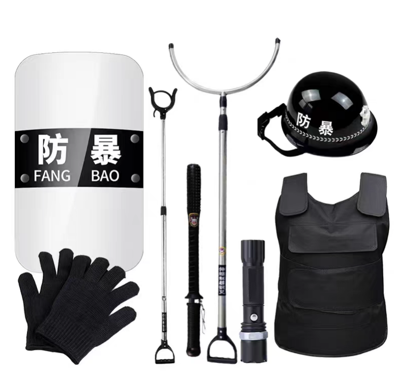 飞狐 钢叉 防刺服 防暴头盔 狼牙棒 强光手电 抓捕器 防割手套-黑色