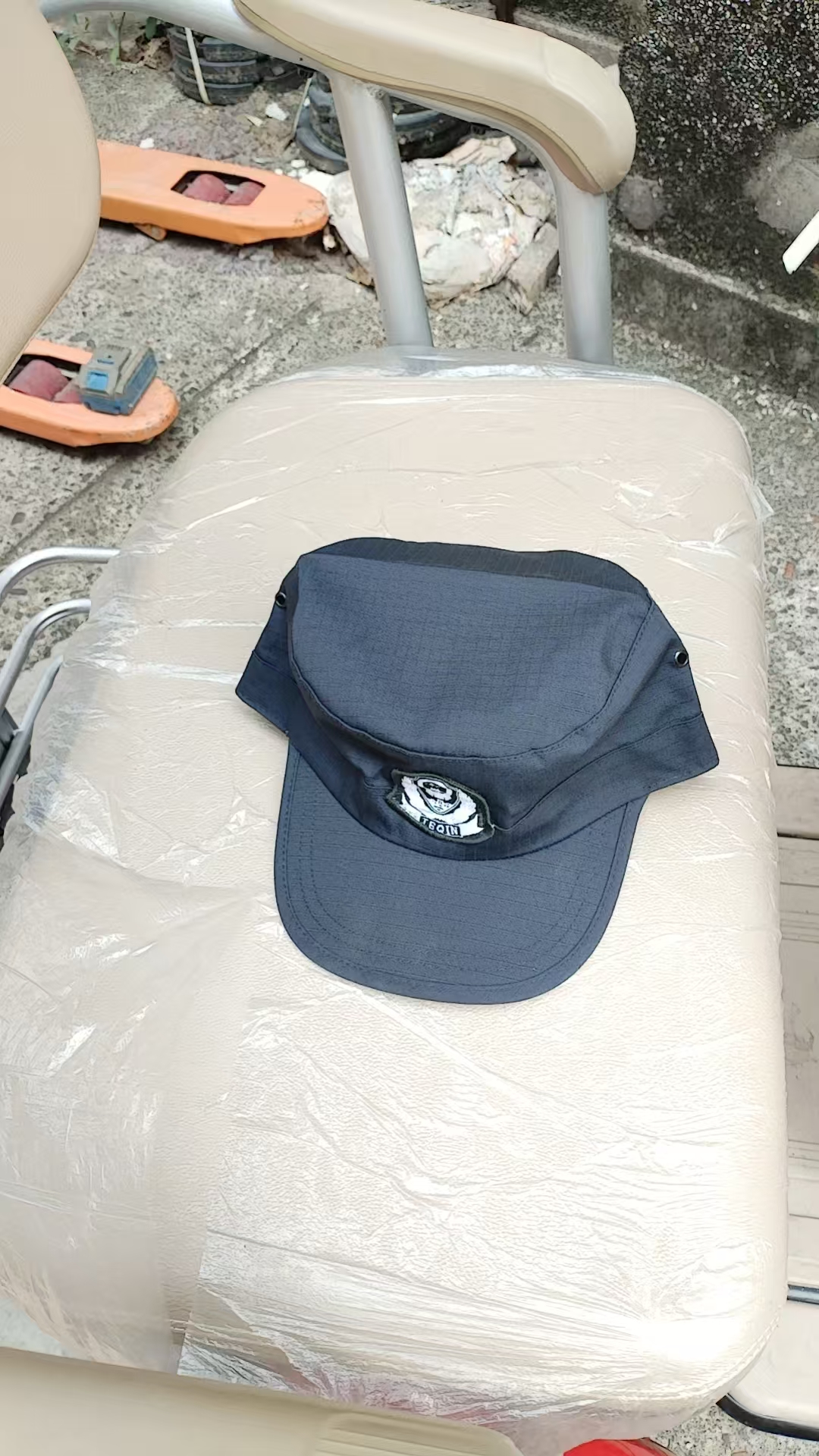 白海豚 警式 保安帽 -黑色