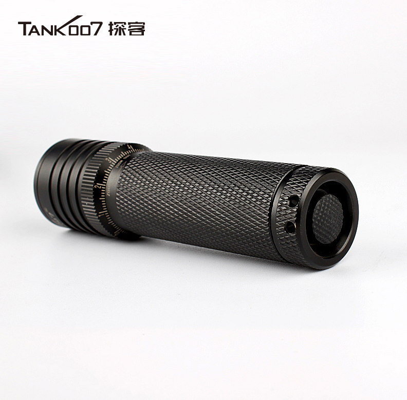 TANK007 TK737 大功率调焦手电筒-黑色
